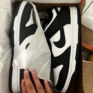 Nike Dunk Low (Youth 7; Womens 8.5)